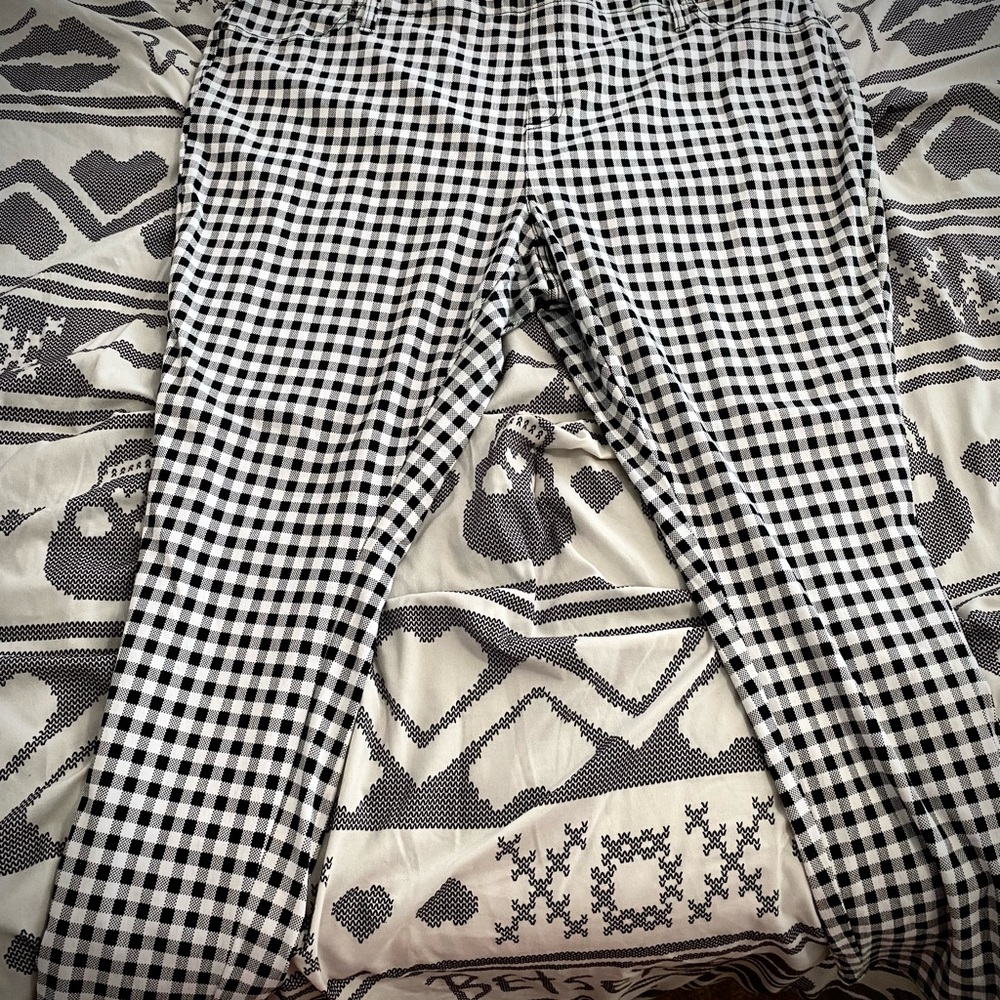 Plaid Jeggings Plus size 24W/26W.